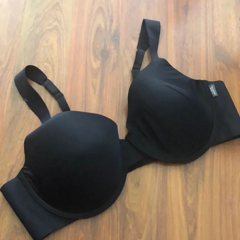 NWT Vince Camuto black bra 42D